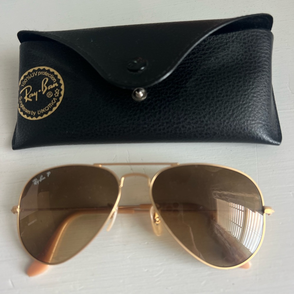 Ray-Ban Gold Classic Aviator Sunglasses